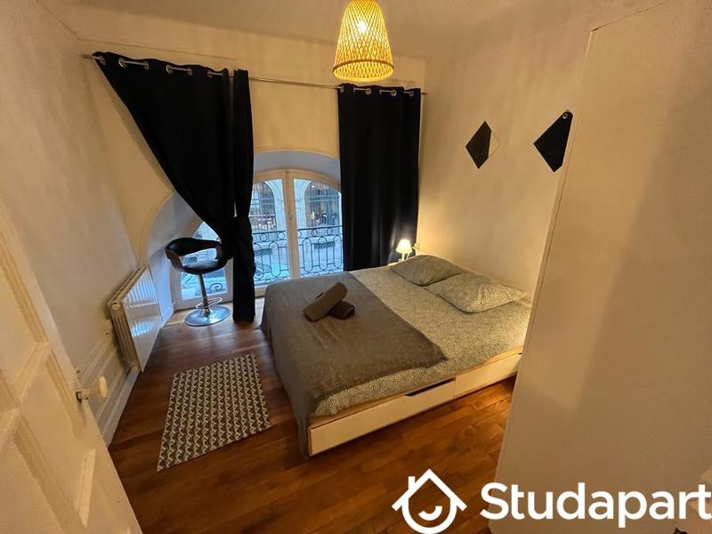 Appartement - 88 m² - 5 pièces