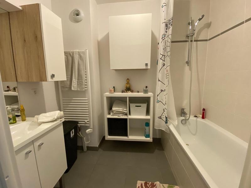 Appartement - 93 m² - 4 pièces