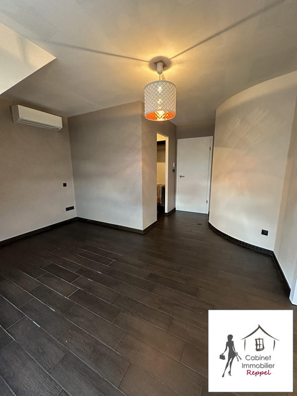 Maison - 141 m² - 5 pièces