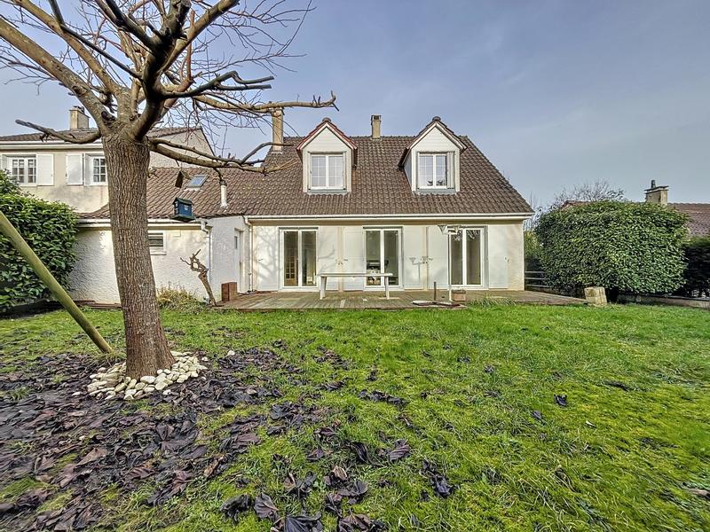 Maison - 145 m² - 7 pièces