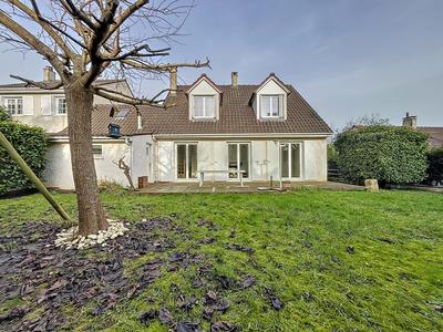 Maison - 145 m² - 7 pièces