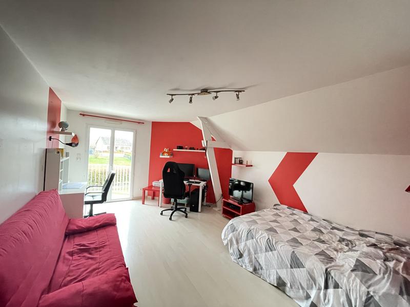 Maison - 270 m² - 7 pièces