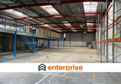 Local d'activité / Entrepôt - 800 m²