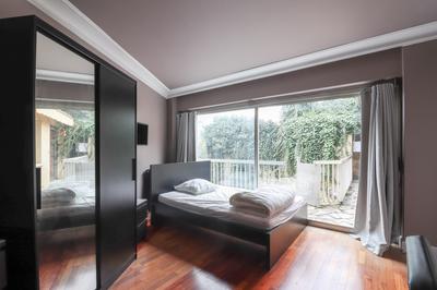 Maison traditionnelle - 216 m² - 11 pièces