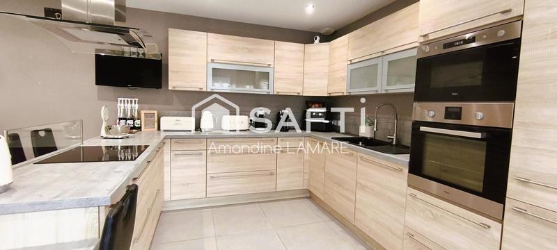 Maison de ville - 160 m² - 8 pièces