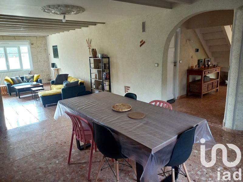 Maison - 161 m² - 8 pièces