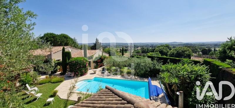 Maison - 205 m² - 6 pièces