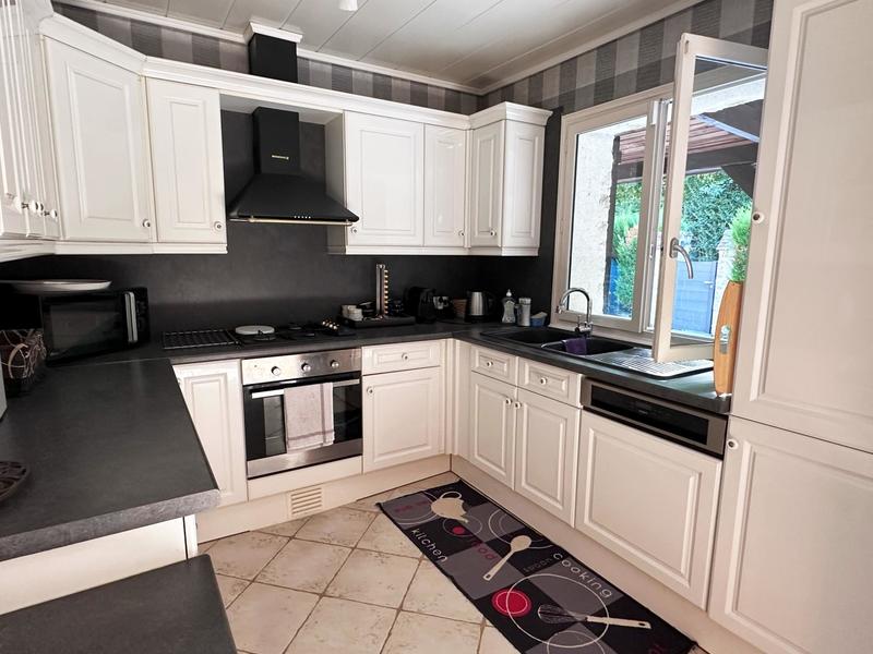 Maison - 168 m² - 5 pièces