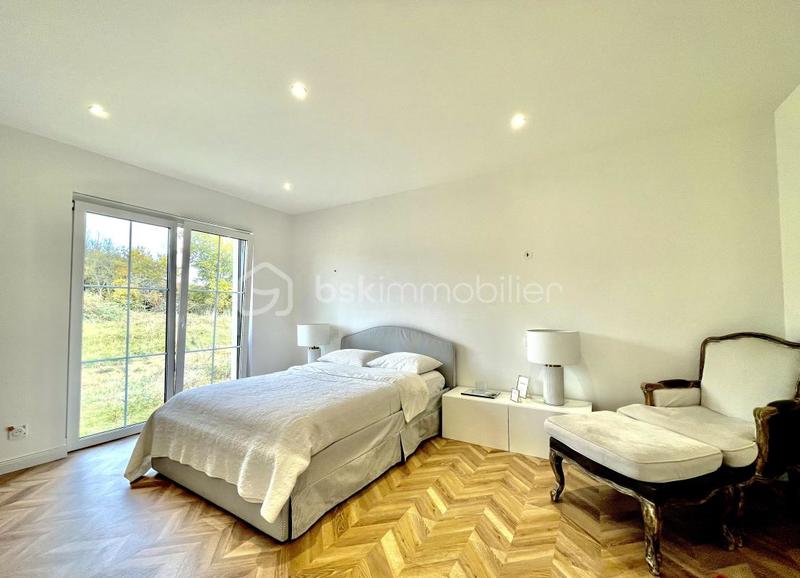 Maison - 145 m² - 6 pièces