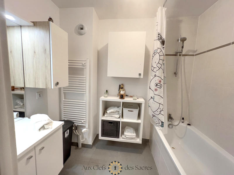 Appartement - 94 m² - 5 pièces