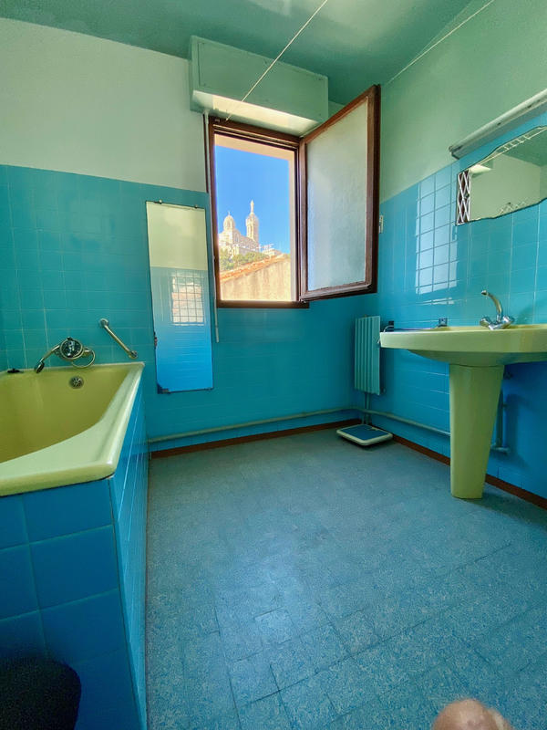 Appartement - 90 m² - 4 pièces