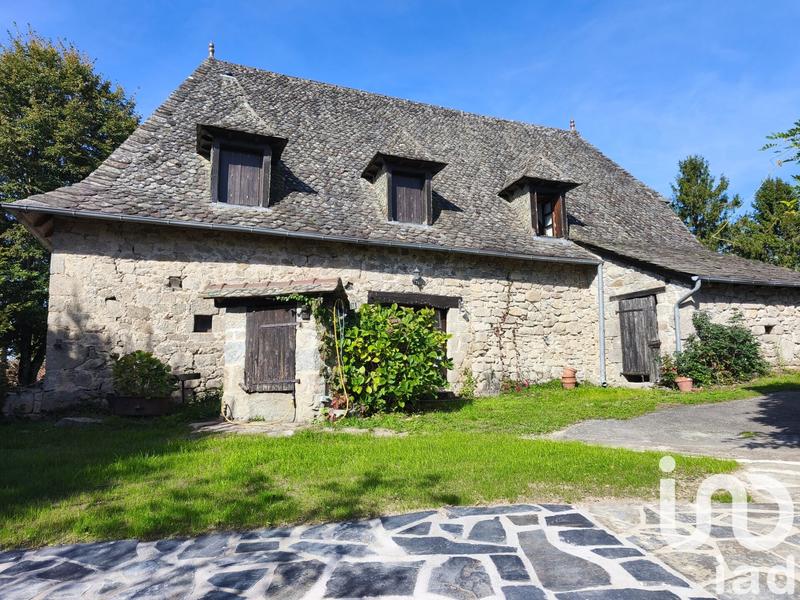 Maison - 120 m² - 8 pièces