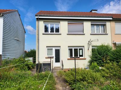 Maison - 97 m² - 5 pièces