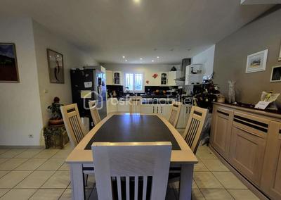 Maison - 86 m² - 4 pièces