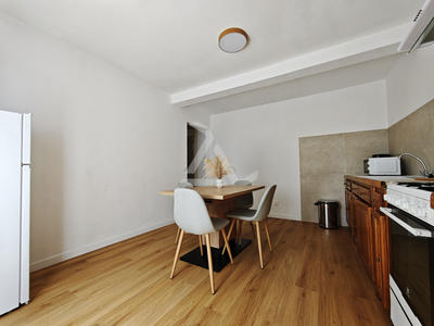 Appartement - 75 m² - 3 pièces