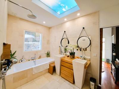 Maison d'architecte - 146 m² - 5 pièces