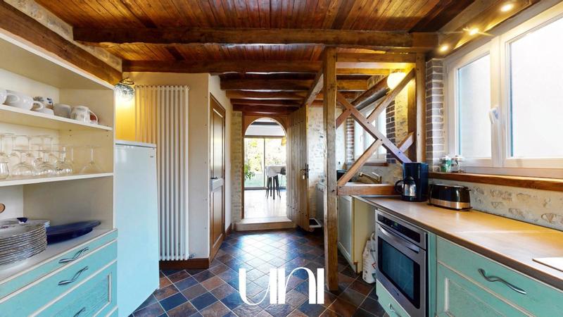 Maison - 292 m² - 11 pièces