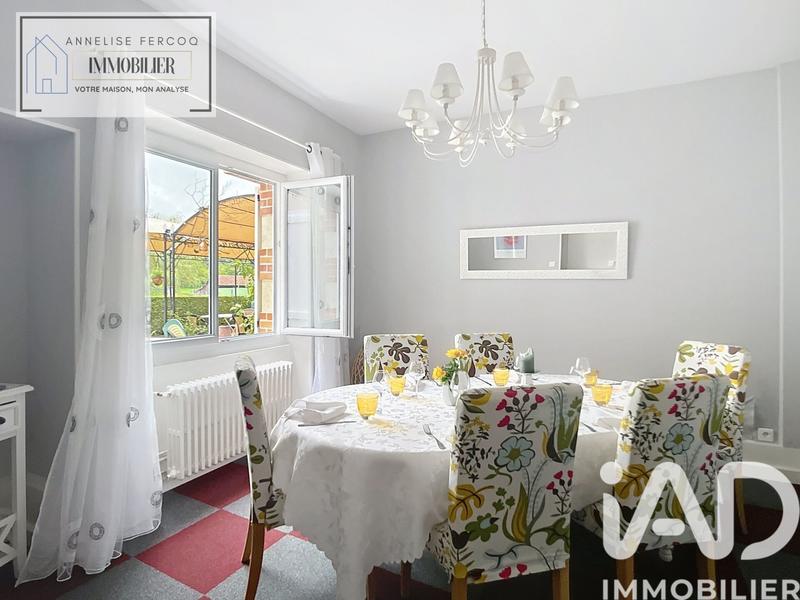 Maison - 390 m² - 13 pièces