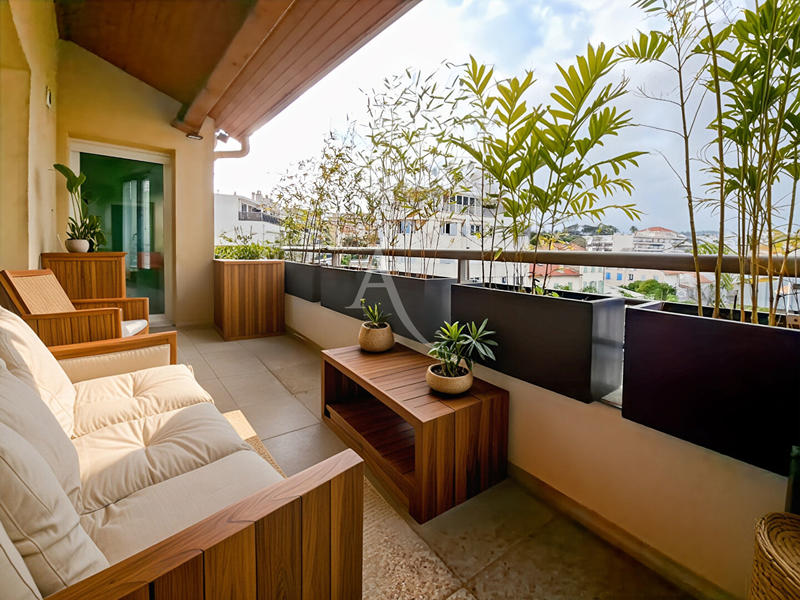 Appartement - 65 m² - 3 pièces