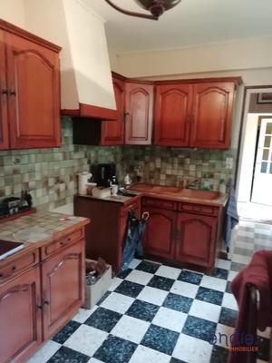 Maison - 180 m² - 7 pièces