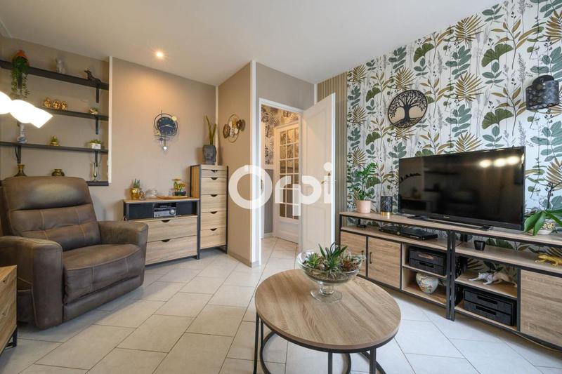 Maison - 180 m² - 7 pièces