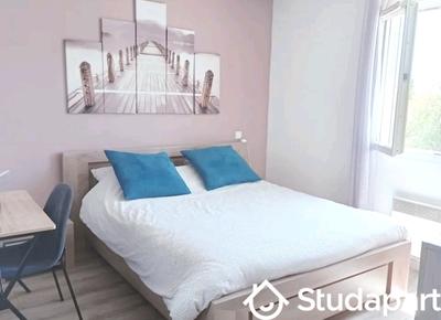Chambre - 16 m² - 1 pièce