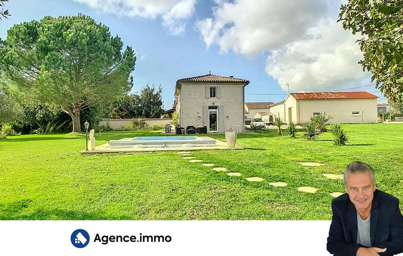 Maison ancienne - 273 m² - 10 pièces