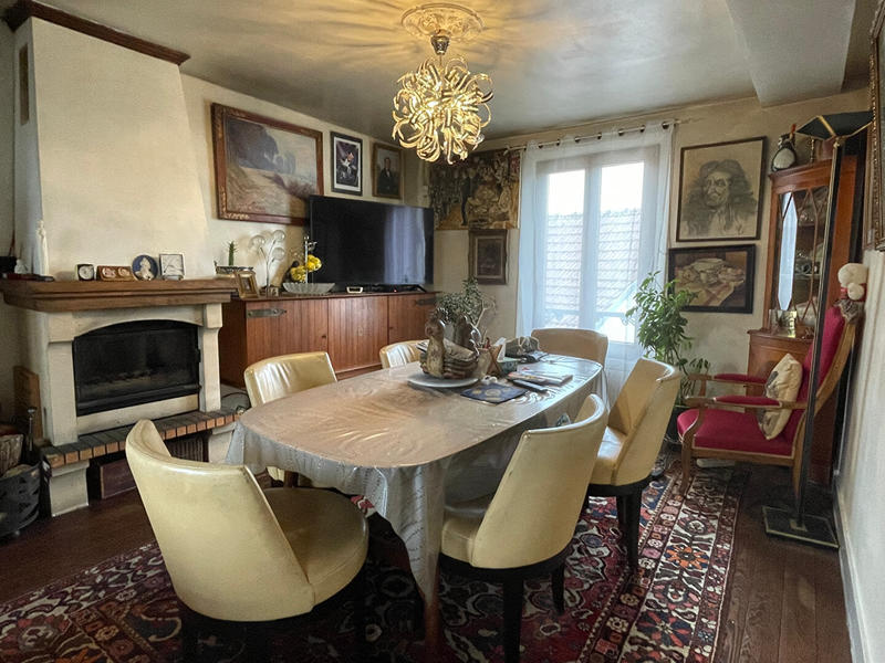 Maison - 180 m² - 7 pièces