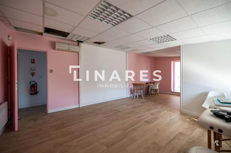 Magasins - 126 m² - 7 pièces