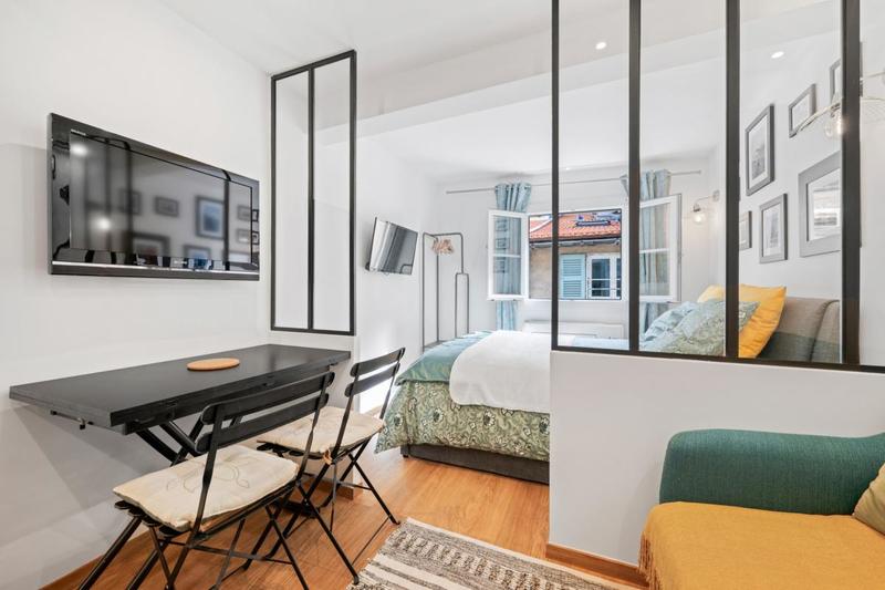 Studio - 21 m² - 1 pièce