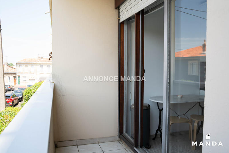 Chambre - 10 m² - 4 pièces