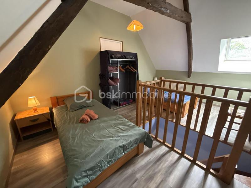 Demeure - 326 m² - 11 pièces