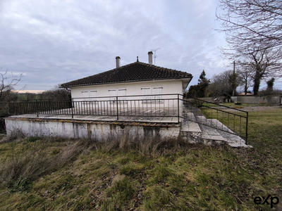 Appartement - 96 m² - 4 pièces