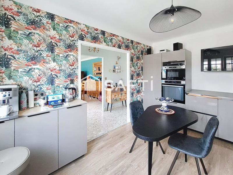 Maison - 135 m² - 6 pièces