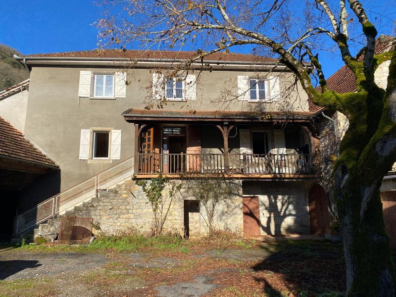 Maison - 160 m² - 6 pièces