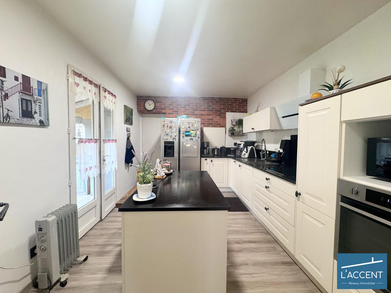 Maison - 177 m² - 5 pièces