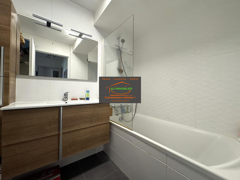 Appartement - 82 m² - 4 pièces