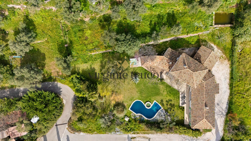 Maison - 153 m² - 5 pièces