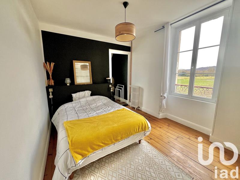 Maison - 201 m² - 6 pièces