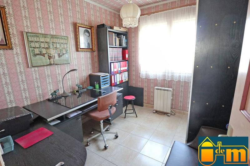 Pavillon - 130 m² - 7 pièces