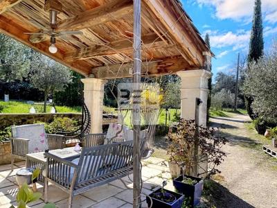 Mas - 153 m² - 6 pièces