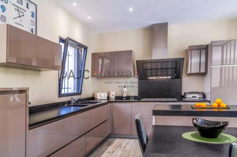 Maison - 158 m² - 4 pièces