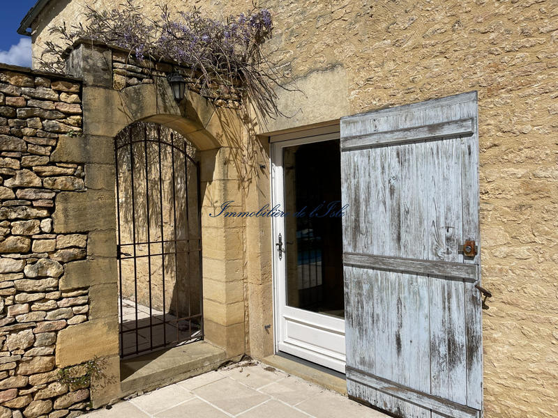 Maison - 235 m² - 8 pièces