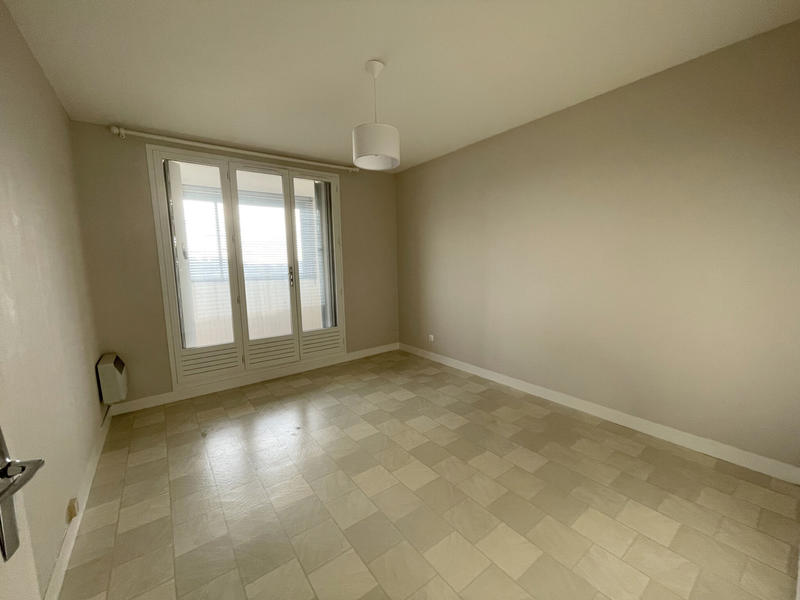 Appartement - 98 m² - 5 pièces