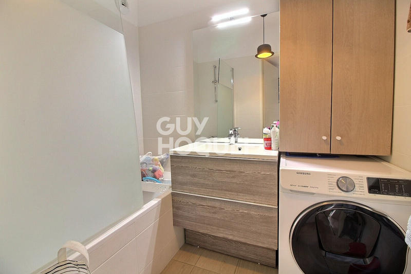 Appartement - 91 m² - 4 pièces