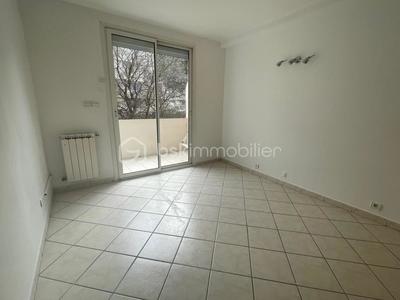 Appartement - 65 m² - 4 pièces