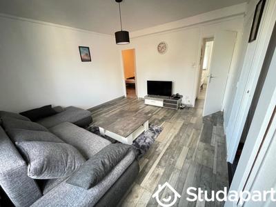 Appartement - 65 m² - 5 pièces