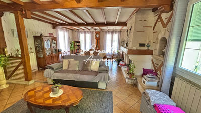 Maison - 140 m² - 5 pièces