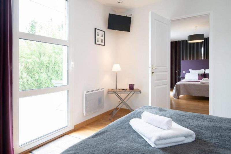 Maison - 400 m² - 15 pièces