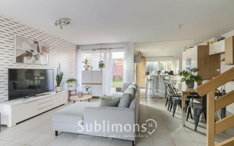 Maison - 87 m² - 4 pièces